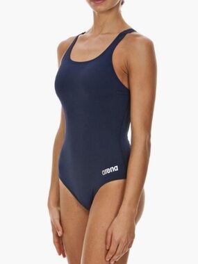 Arena Women's Solid Madison Pro Back One Piece